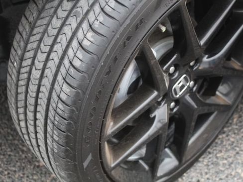 Used 2025 Honda Civic Sport image 11