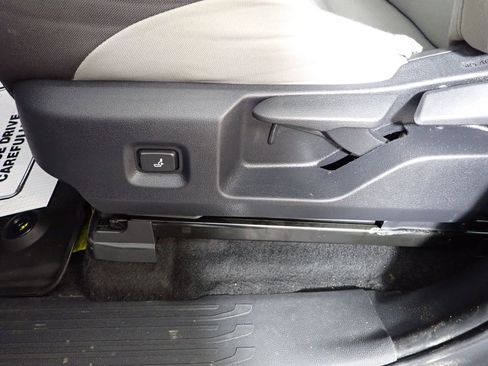 Used 2025 Toyota Tacoma TRD Sport image 23