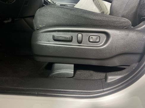 Used 2022 Honda Pilot Sport image 14