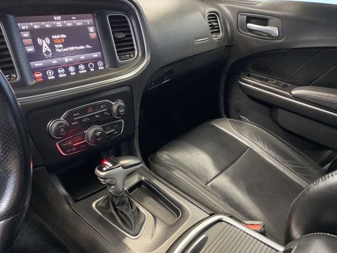 Used 2018 Dodge Charger GT image 14