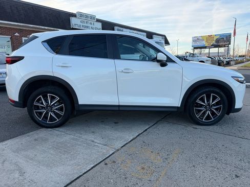 Used 2018 MAZDA CX-5 Touring w/ Preferred Equipment Package image 4