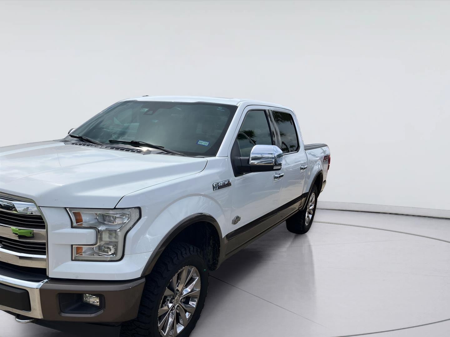 Used 2017 Ford F150 King Ranch w/ Equipment Group 601A Luxury AWD/4WD image 1