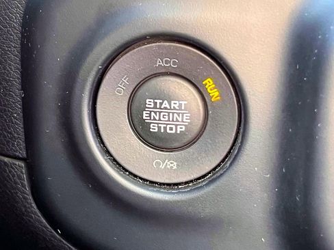 Certified 2021 Jeep Wrangler Unlimited Sport image 28