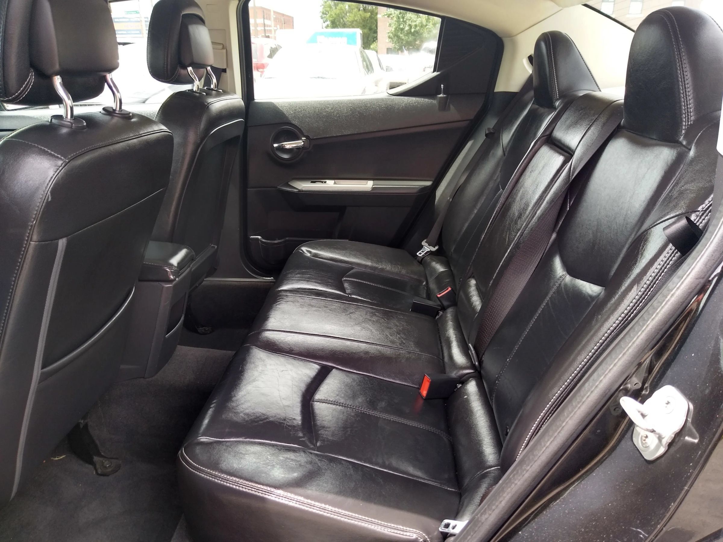 Used 2010 Dodge Avenger R/T w/ Navigation & Sound Group I FWD image 12