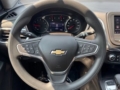Certified 2022 Chevrolet Equinox LT w/ LPO, Floor Liner Package AWD/4WD image 27