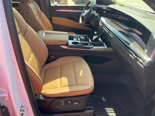 Used 2026 Cadillac Escalade ESV Luxury w/ Touring Package RWD image 41