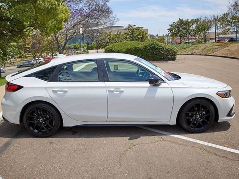 Used 2024 Honda Civic Sport image 11