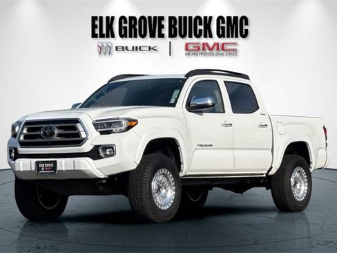 Used 2022 Toyota Tacoma Limited image 8