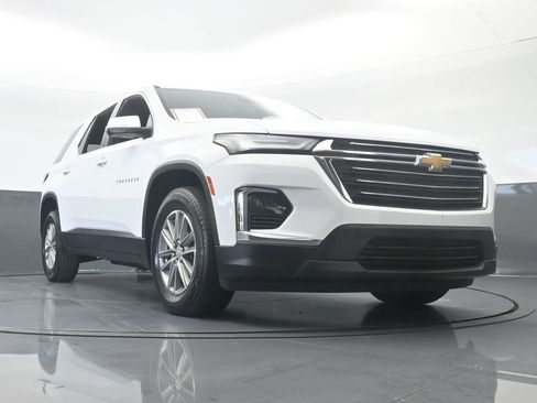 Used 2023 Chevrolet Traverse LT image 67