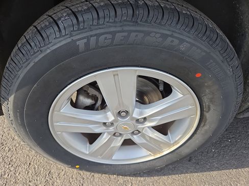 Used 2022 Chevrolet Trax LT w/ LT Convenience Package image 10