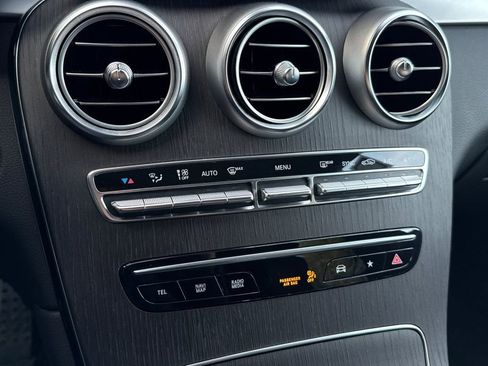 Used 2022 Mercedes-Benz GLC 300 4MATIC image 23