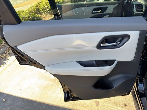 New 2026 Nissan Rogue SV image 30