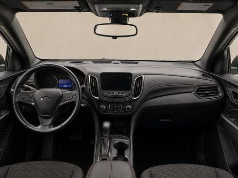 Used 2022 Chevrolet Equinox RS w/ Infotainment Package FWD image 11