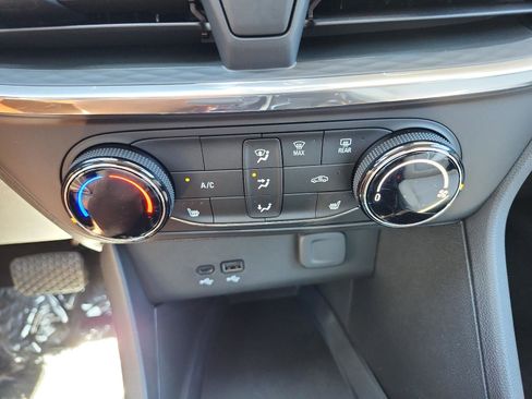 New 2026 Buick Encore GX Preferred w/ Comfort Package FWD image 14