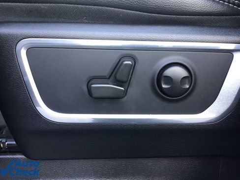 Used 2022 RAM 1500 Laramie image 8