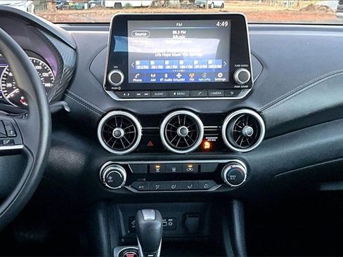 Used 2025 Nissan Sentra SV image 16