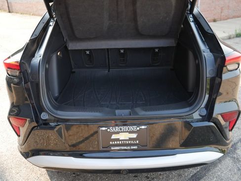 Used 2025 Buick Envista Sport Touring w/ Experience Buick Package FWD image 8