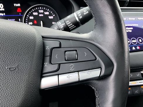 Used 2021 Cadillac XT4 Premium Luxury AWD/4WD image 27