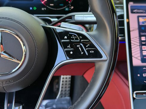 Used 2023 Mercedes-Benz S 580 4MATIC Sedan image 38