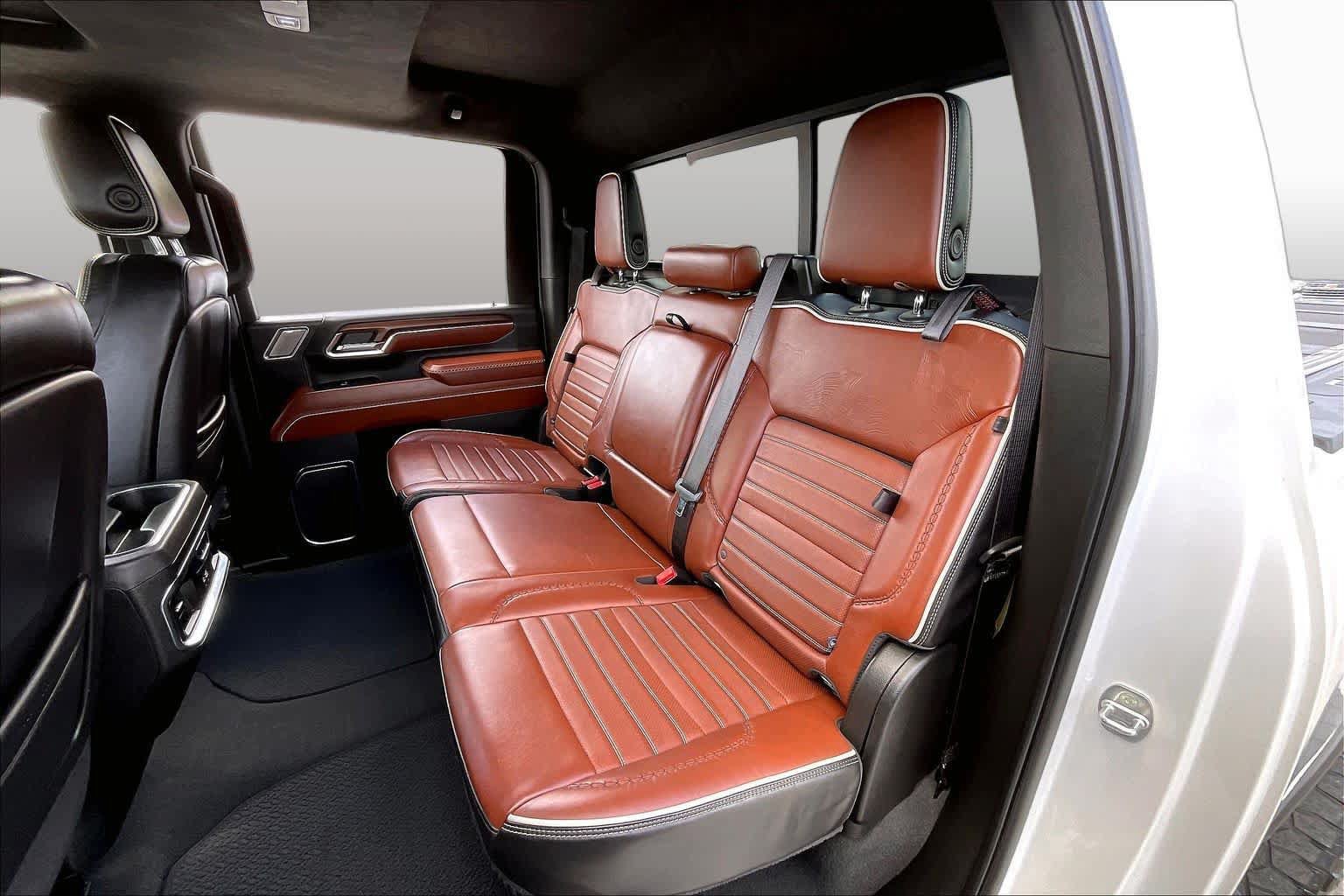 Used 2024 GMC Sierra 2500 Denali Ultimate AWD/4WD image 20