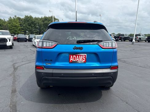 Used 2021 Jeep Cherokee Latitude Plus AWD/4WD image 7