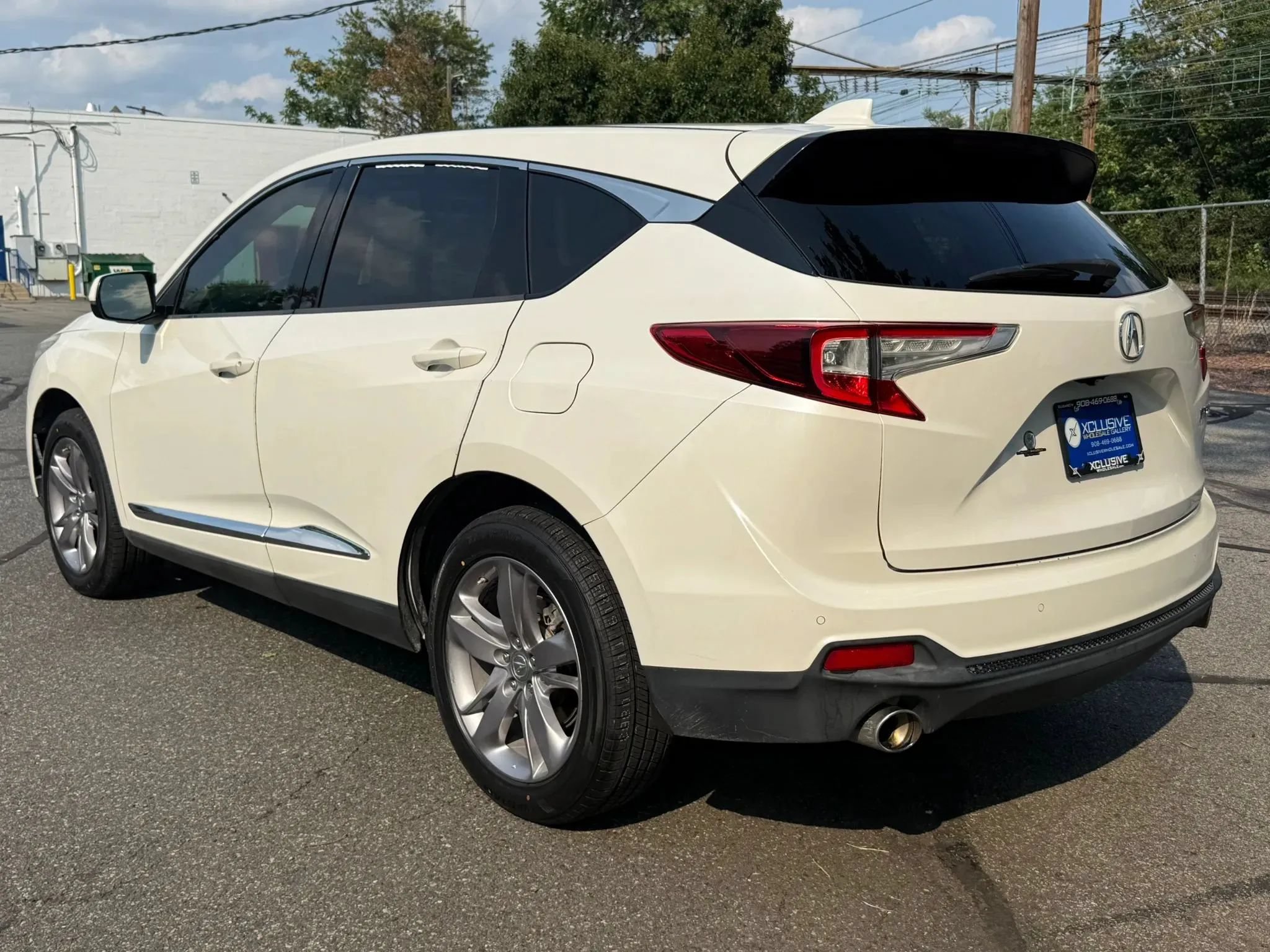 Used 2019 Acura RDX w/ Advance Package FWD image 2