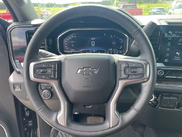 Used 2023 Chevrolet Silverado 1500 RST w/ Z71 Off-Road Package AWD/4WD image 18