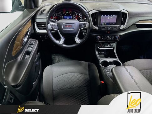 Used 2021 GMC Terrain SLE w/ Driver Convenience Package FWD image 24