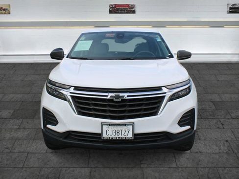 Used 2022 Chevrolet Equinox LS FWD image 3