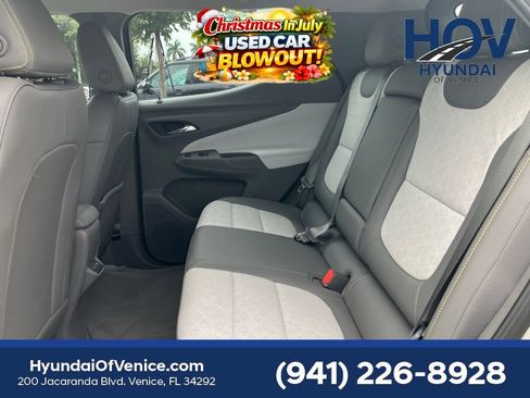 Used 2023 Chevrolet Bolt EUV Premier w/ Sun & Sound Package FWD image 23