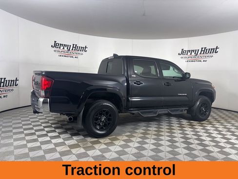 Used 2021 Toyota Tacoma SR5 image 5