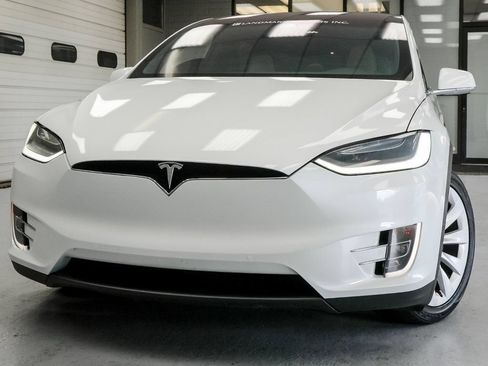 Used 2020 Tesla Model X AWD/4WD image 14