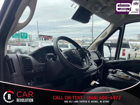 Used 2025 RAM ProMaster 2500 w/ Convenience Group FWD image 12