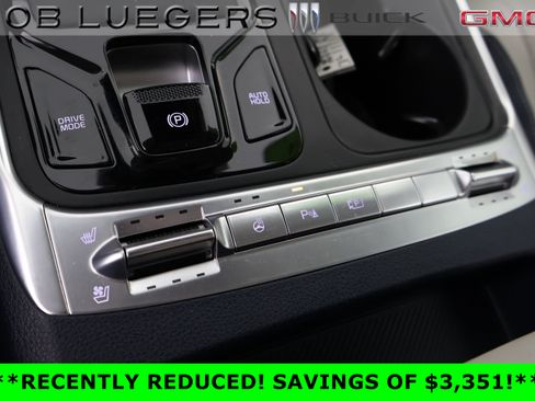 Used 2025 Kia Carnival SX Prestige FWD image 32