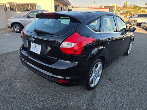 Used 2012 Ford Focus Titanium FWD image 19