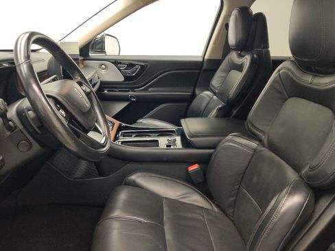 Used 2020 Lincoln Aviator Reserve w/ Equipment Group 202A AWD/4WD image 17