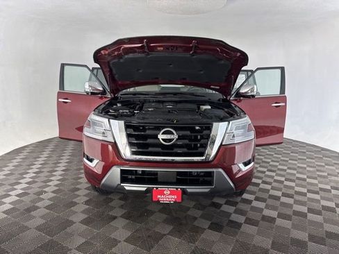 Certified 2024 Nissan Armada Platinum w/ Captain's Chairs Package AWD/4WD image 11