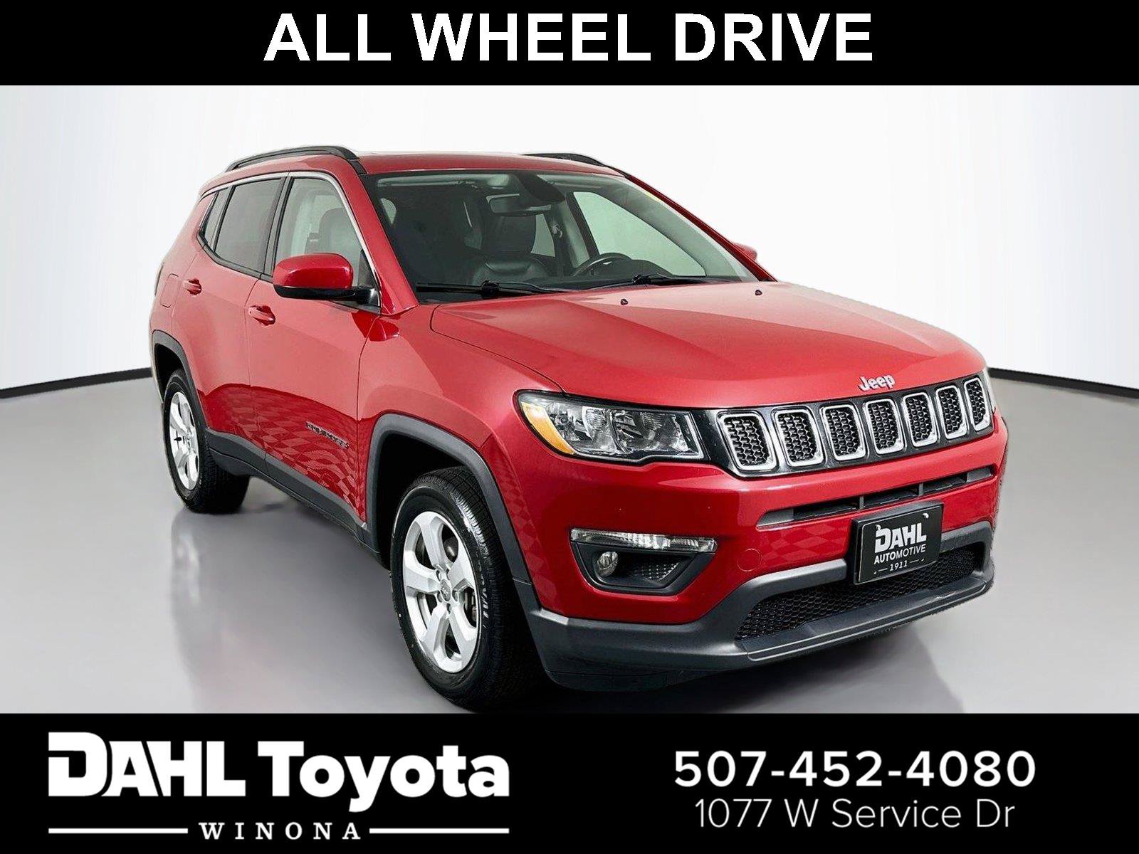 Used 2019 Jeep Compass Latitude w/ Cold Weather Group AWD/4WD image 1