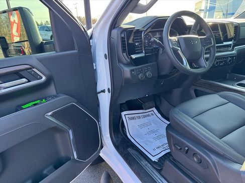 New 2026 Chevrolet Silverado 3500 LT w/ Trail Boss Package image 11