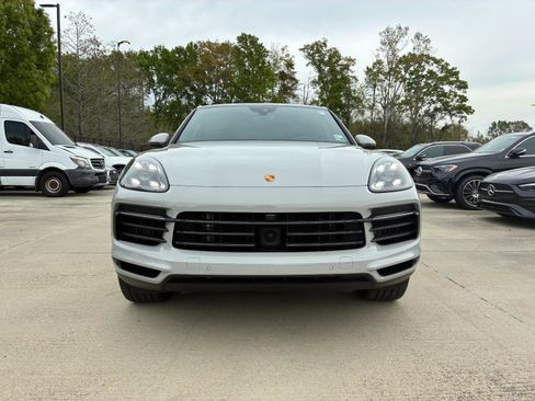 Used 2022 Porsche Cayenne S Platinum image 2