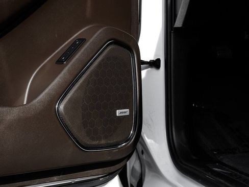 Used 2020 Chevrolet Suburban Premier w/ 6.2L Performance Package image 46