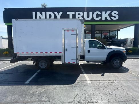 Used 2015 Ford F550 2WD Regular Cab Super Duty image 1