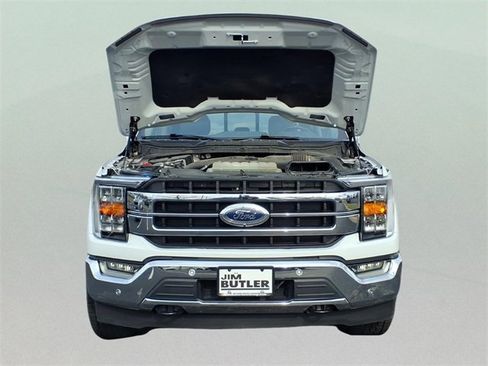 Used 2021 Ford F150 Lariat w/ Trailer Tow Package image 27