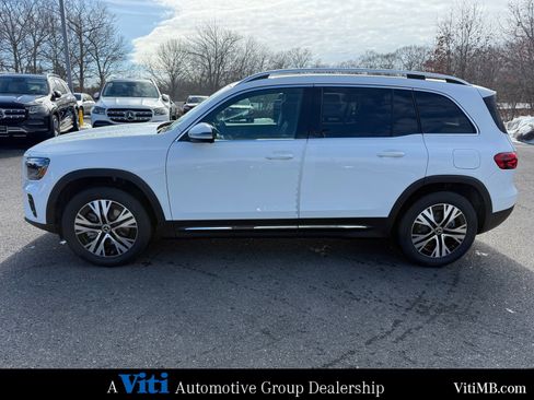 New 2026 Mercedes-Benz GLB 250 4MATIC image 5