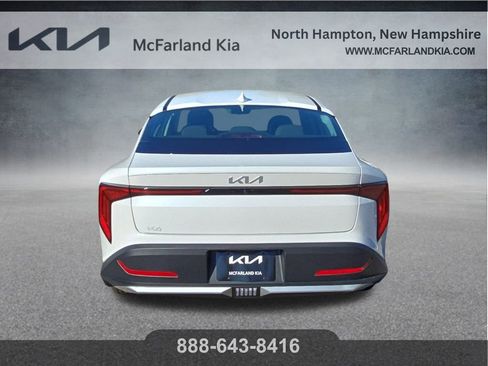 New 2025 Kia K4 LX image 5