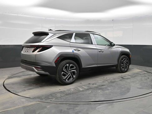 New 2026 Hyundai Tucson Limited image 8