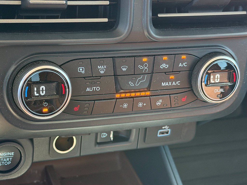 Used 2022 Ford Maverick Lariat w/ Lariat Luxury Package AWD/4WD image 20