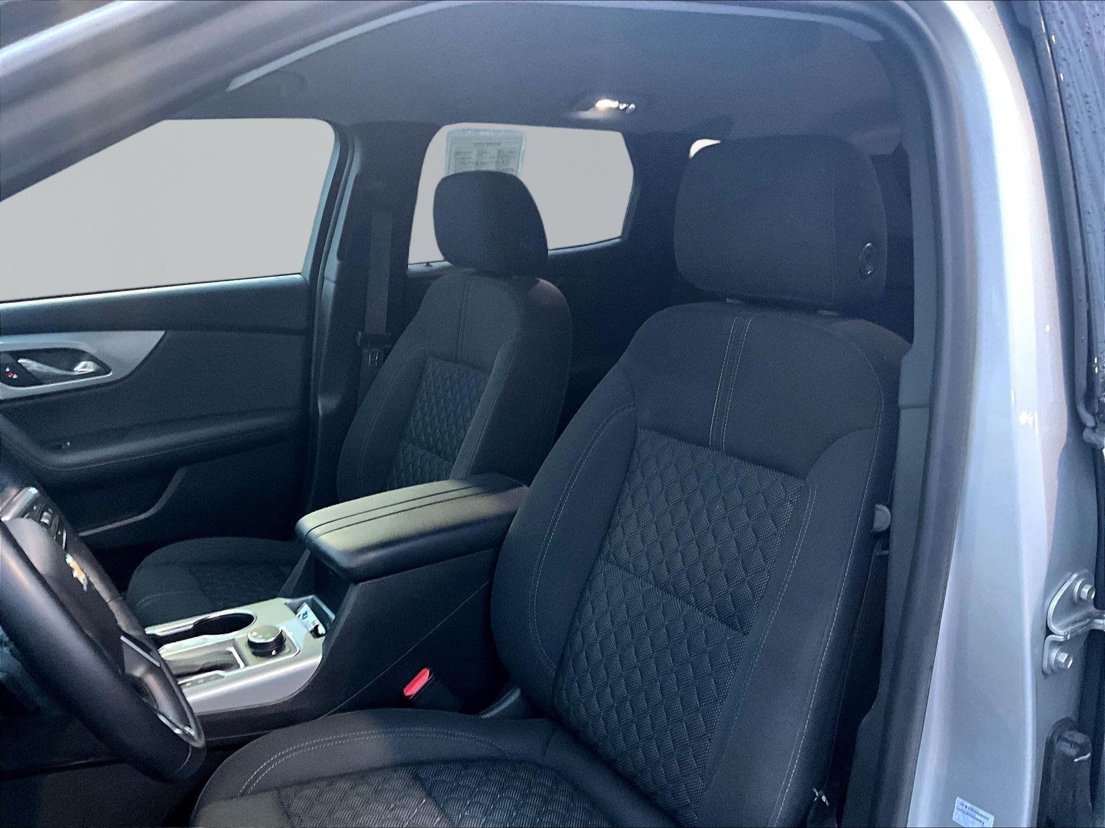 Used 2020 Chevrolet Blazer LT FWD image 21