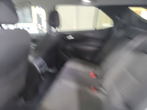 Used 2021 Chevrolet Equinox LT w/ LPO, Floor Liner Package image 11