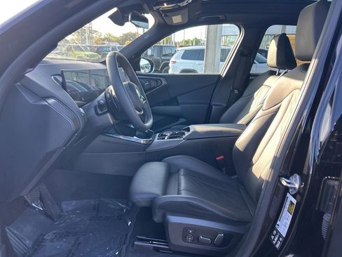 Used 2025 BMW X3 xDrive30i image 9